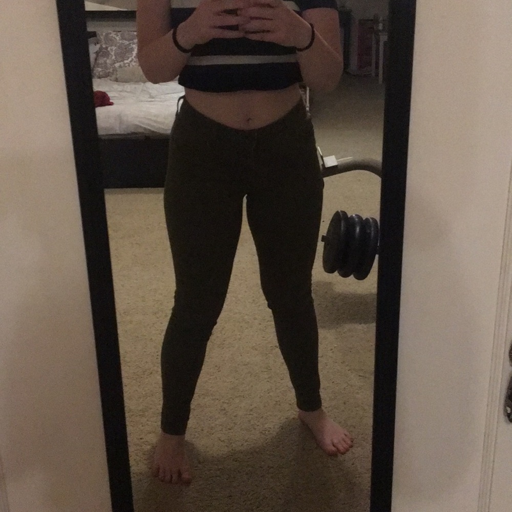 olive green skinny pants